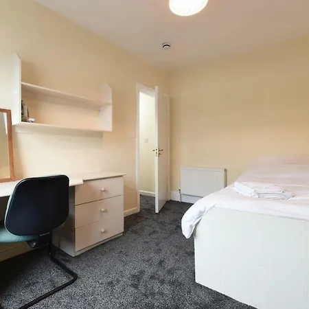 Holiday home Escourt Headingley