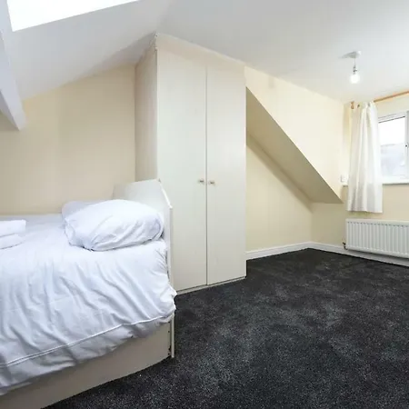 Escourt Headingley Holiday home